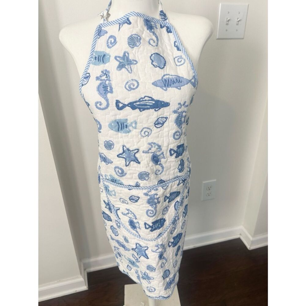 Bittersweet Inn Quilted Seashells Apron O/S